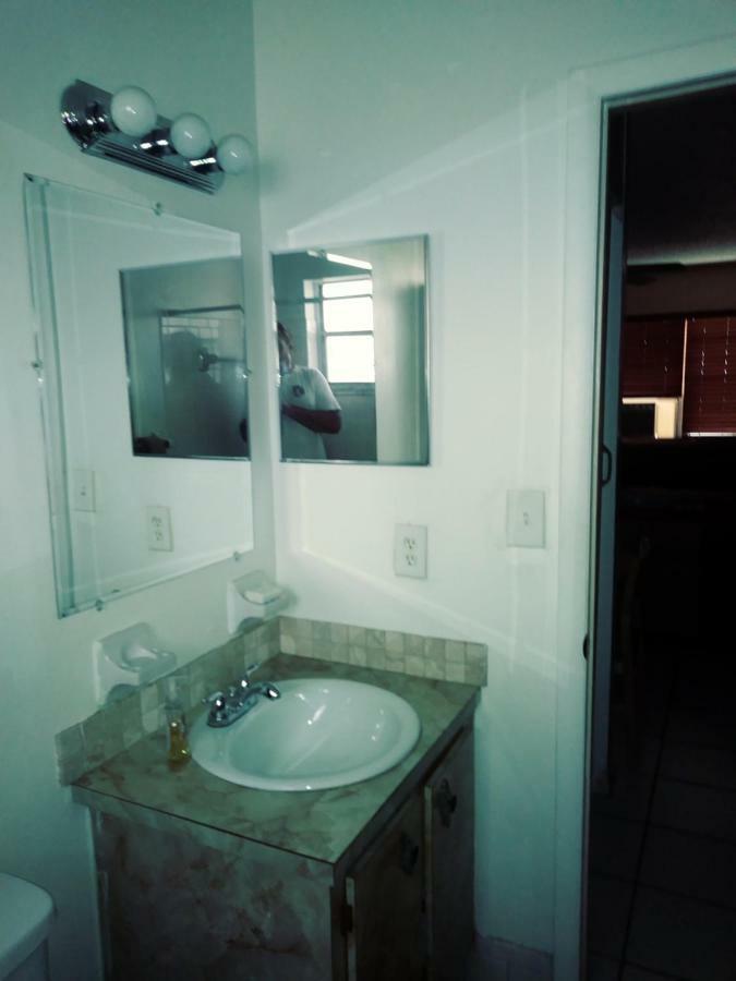 Newly Furnished Large Clean Quiet Private Unit Apartment Fort Lauderdale Ngoại thất bức ảnh